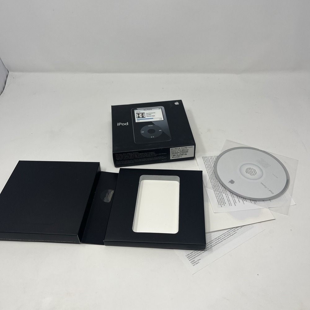 Apple A1136 30GB iPod Video 5th Generation - Black (MA146LL/A)- BOX ONLY